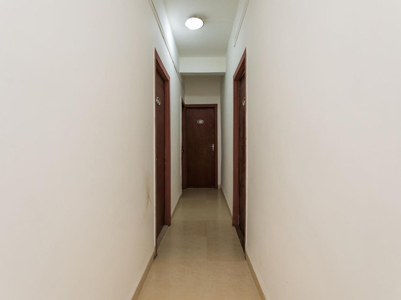 Oyo 14856 Resort Raghav Palace Indore Eksteriør billede